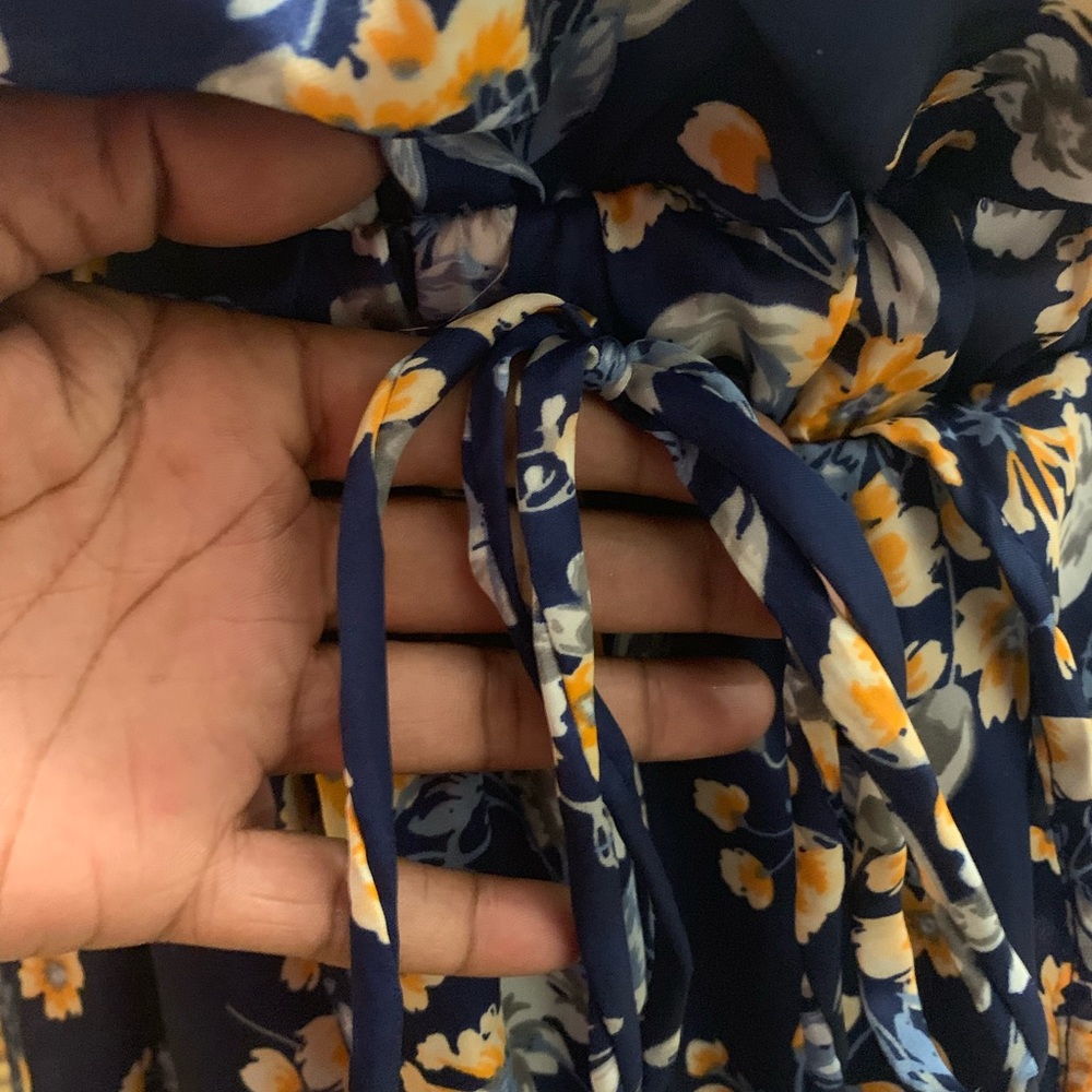 Floral romper - Picture 3 of 5